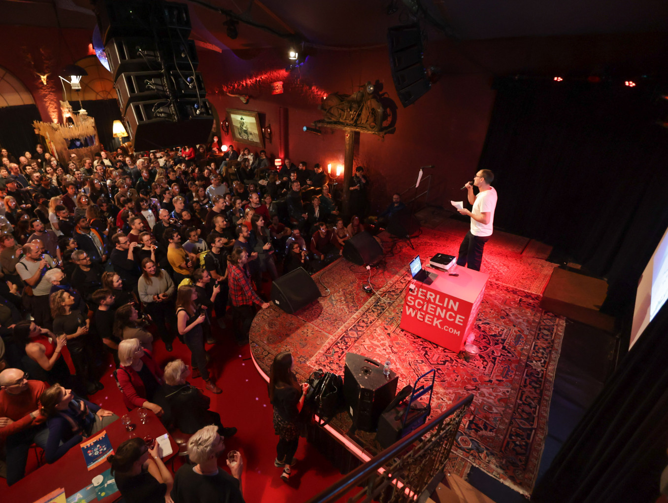 Science Slam at Road Runner's