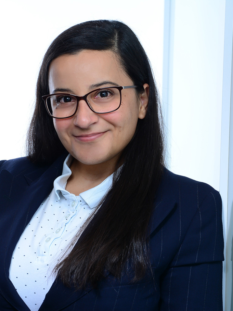 Portrait-Foto von Sophie G. Elschner 