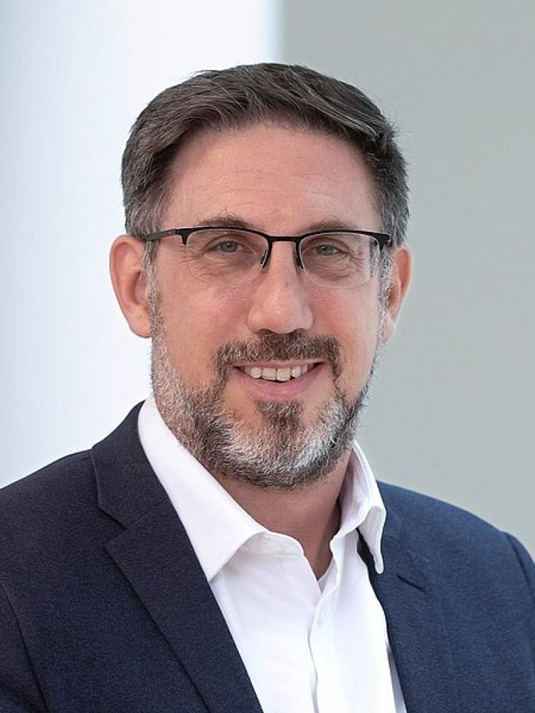 Foto von Dr. Niklas Schörnig