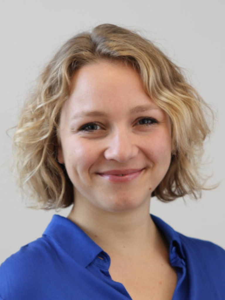 Julia Roth