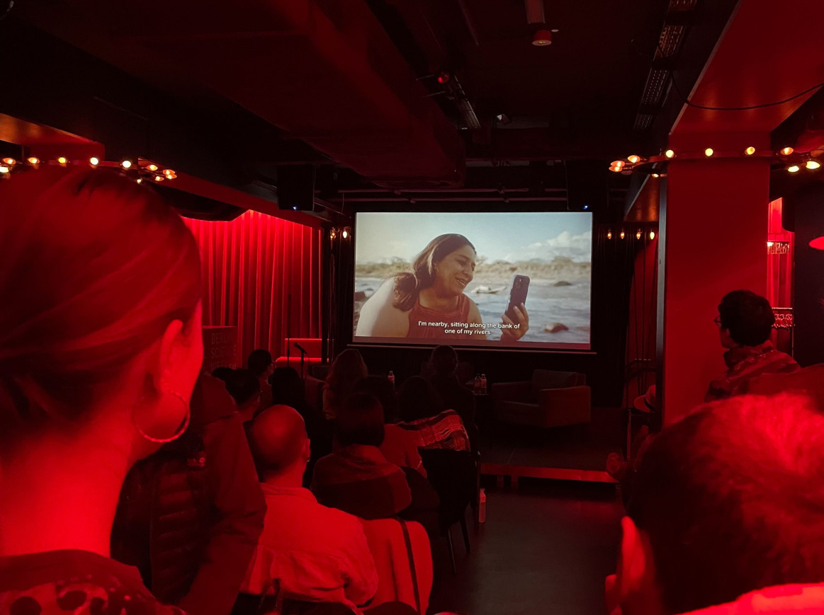 The audience watching the film 'Dos Ríos' in the Salöön at the Science & Culture FORUM